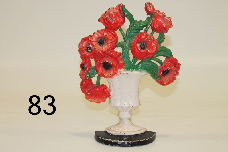 Hubley Poppies Flower Basket Doorstop: No. 440.
