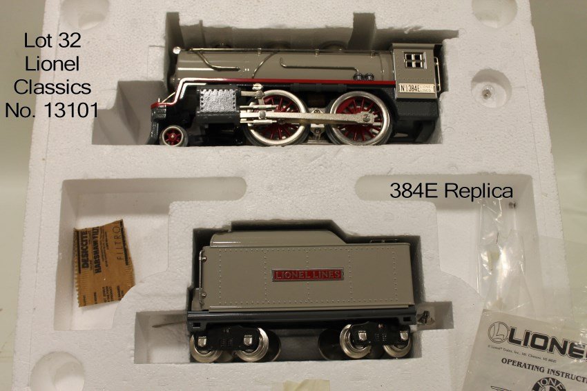 Lionel Standard "Classics" 13101 Locomotive and Coal: Reproduction of the 384E standard gauge locomotive built in 1930 - 32, in styrofoam box, operating instructions.