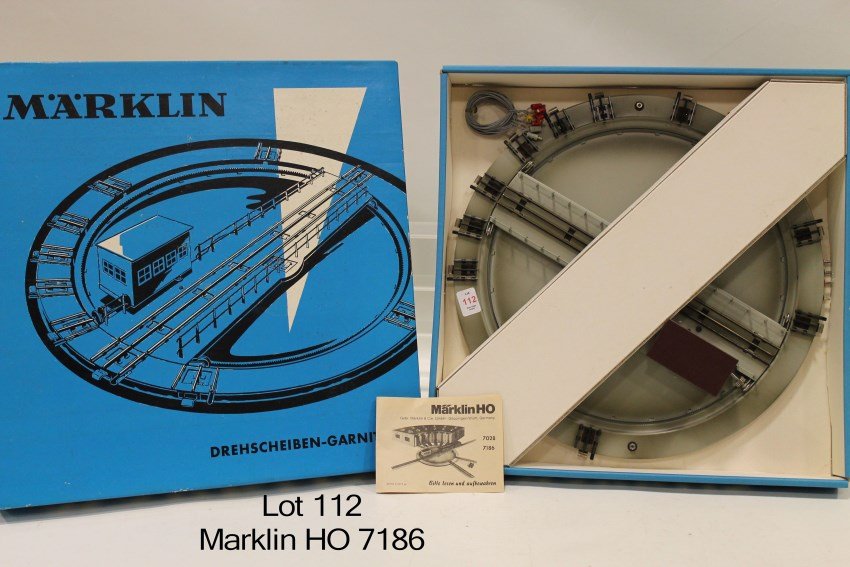 Marklin HO 7186 3-Rail Train Turntable: In original box, never removed from packaging