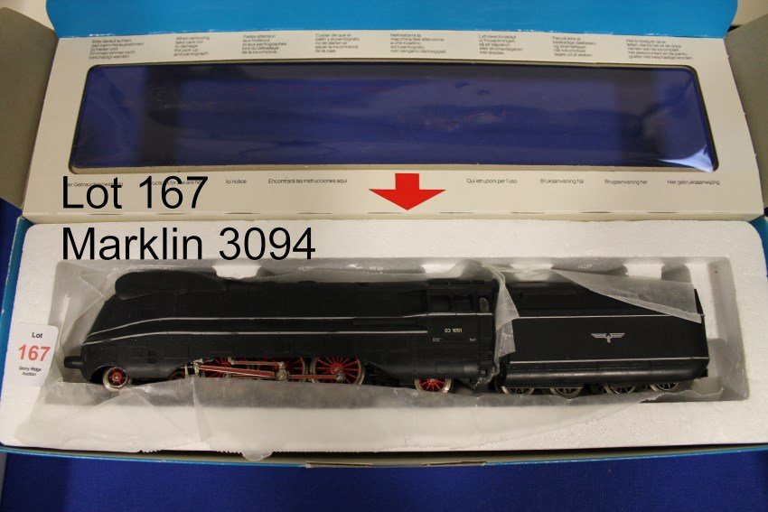 Marklin HO 3094 Locomotive & Tender: In original fitted interior, box with new label affixed over old one