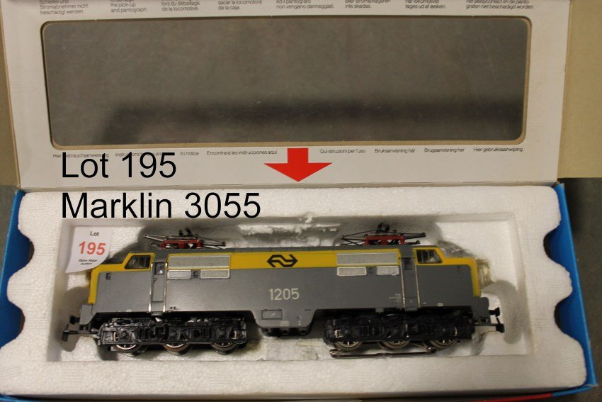 Marklin HO 3055 Locomotive: In original box, in original fitted interior, box with new label affixed over old one.