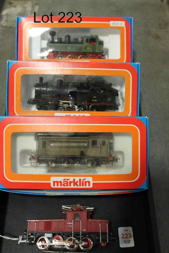 Marklin HO 3087, 3105, 3142 Locomotives, 3001.7: In original boxes, no box for 3001.7. In original boxes, in original fitted interiors, boxes with new labels affixed over old ones.