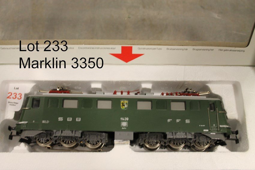Marklin HO 3350 Locomotive: In original box, in original fitted interior, box with new label affixed over old one.