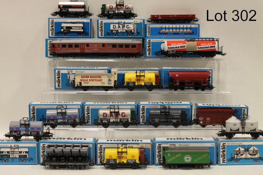 Marklin HO 17 RR Cars In Original Boxes - 1980s: 4073, 4676, 4750, 4674, 4607, 4762, 4682, 4683, 4656, 4721, 4680, 4655, 4678, 4682, 4676, 4674, 4631
