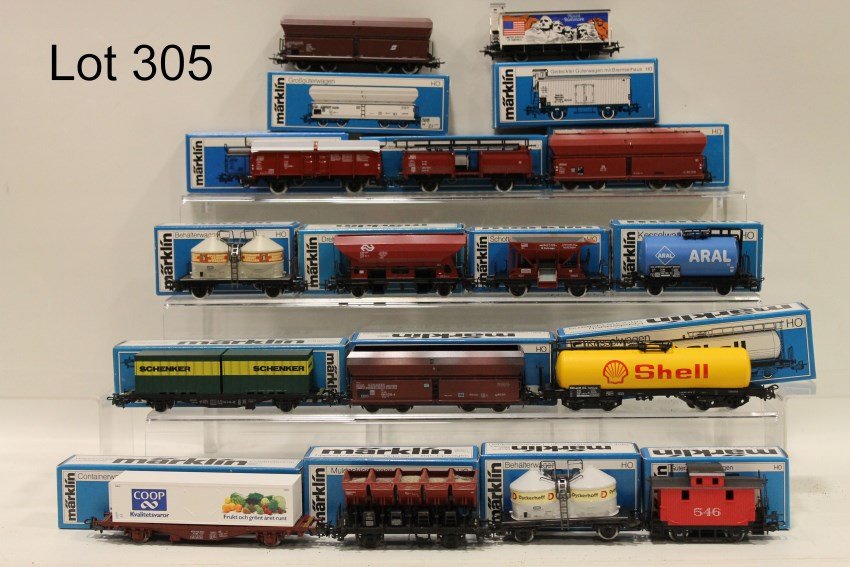 Marklin HO 16 RR Cars In Original Boxes: 4724, 4673, 4651, 4624, 4764, 4626, 4612, 4619, 4635, 4761, 4578, 4646, 4610, 4641, 4761, Mount Rushmore Box Car