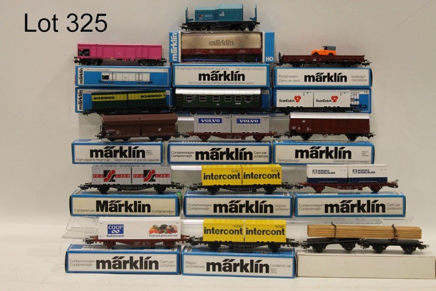 Marklin HO 16 RR Cars In Original Boxes: 4512, 4670, 4673, 4067, 4687, 4764, 4718, 4710, 4475, 4770, 4724, 4722, 4668, 4670, 4765, 4772