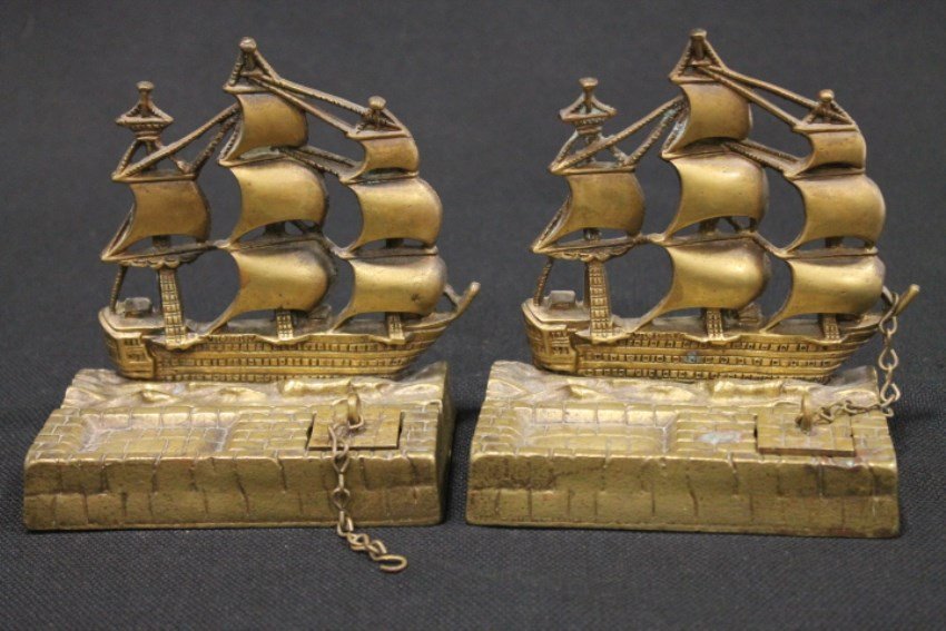 3-Mast Ship Bookends with Attached Inkwells: 3-Mast Ship Bookends with attached Inkwells with chained lids, unsigned, 5 1/2" H.