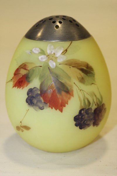 1890s Mt. Washington Sugar Shaker - Berries (1 of 2)