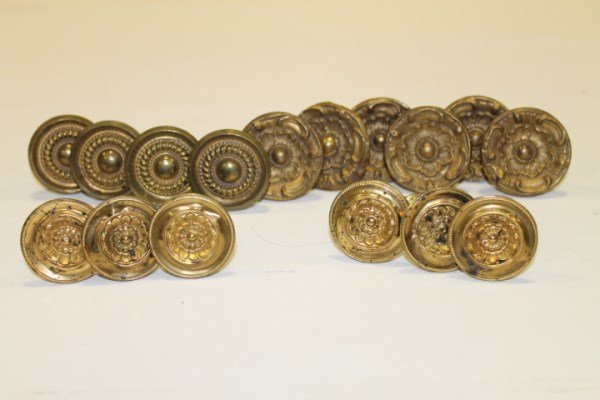 Brass Drapery Curtain Tiebacks (1 of 5)