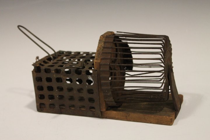 Victorian Mouse Trap Wood and Metal (1 of 2)