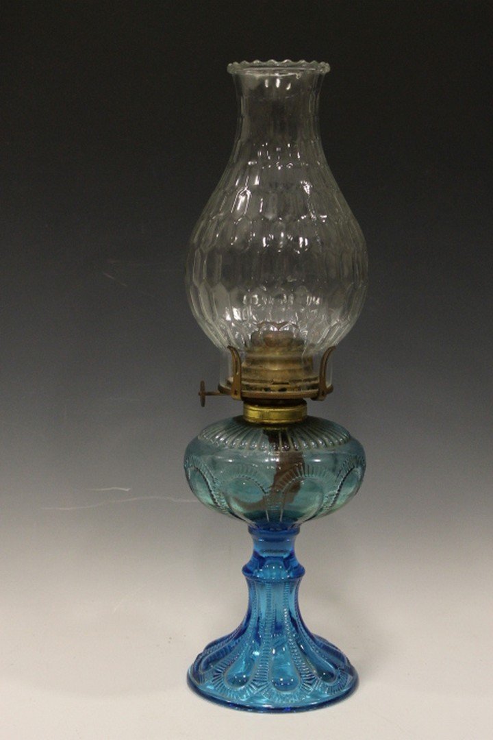 Kerosene Lamp Unusual Honeycomb Chimney