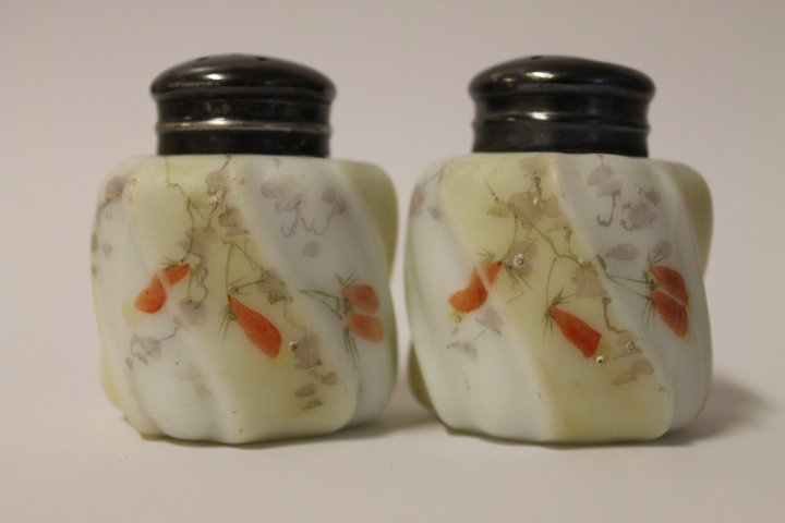 Victorian Erie Twist Salt Shakers (1 of 1)