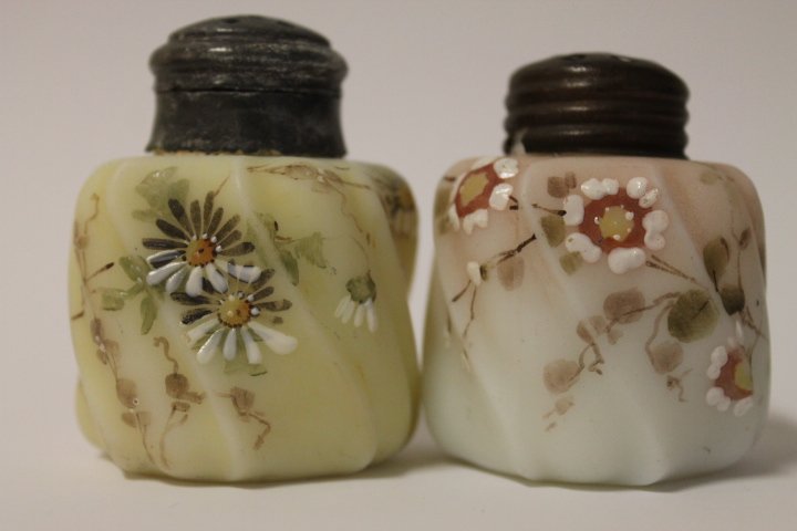 Victorian Erie Twist Salt Shakers (1 of 1)