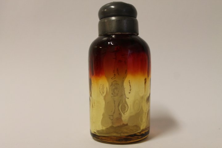 Mt. Washington Rose Amber / Amberina Salt Shaker (1 of 1)