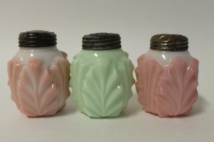 Victorian Consolidated Lamp & Glass Co. Salt Shakers (1 of 1)