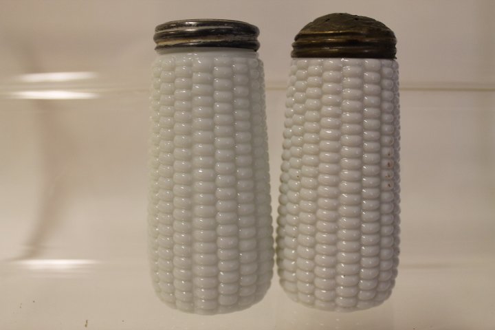 Dithridge Ear of Corn Tall Shakers (1 of 1)
