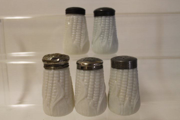 Libbey Glass Co. Maize with Husks Salt Shakers (1 of 1)
