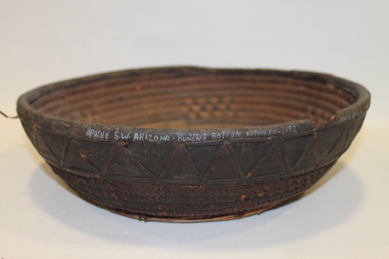 N E Arizona Apache Indian Basket - Harvard 19th C (1 of 4)