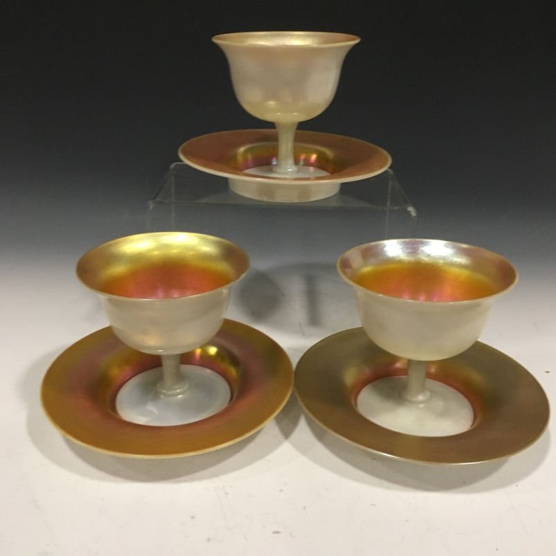 Steuben Gold Aurene Sherbet &Underplates (1 of 1)