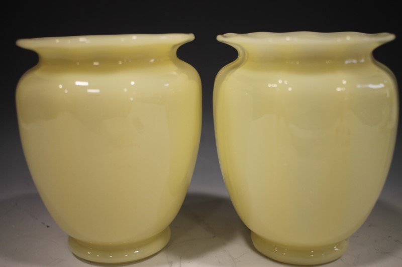 Pr Steuban Ribbed Optic Ivory Vases (1 of 1)
