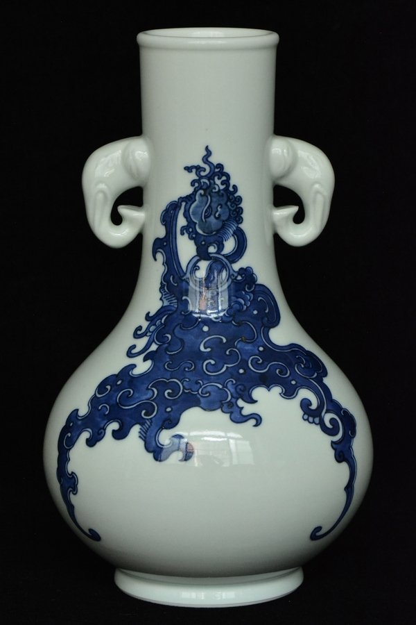 $1 Chinese Blue White Vase Kangxi Mark & Period (1 of 10)