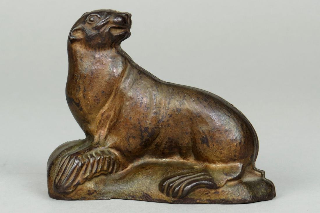 CI Seal on Rock Bank (1 of 2)