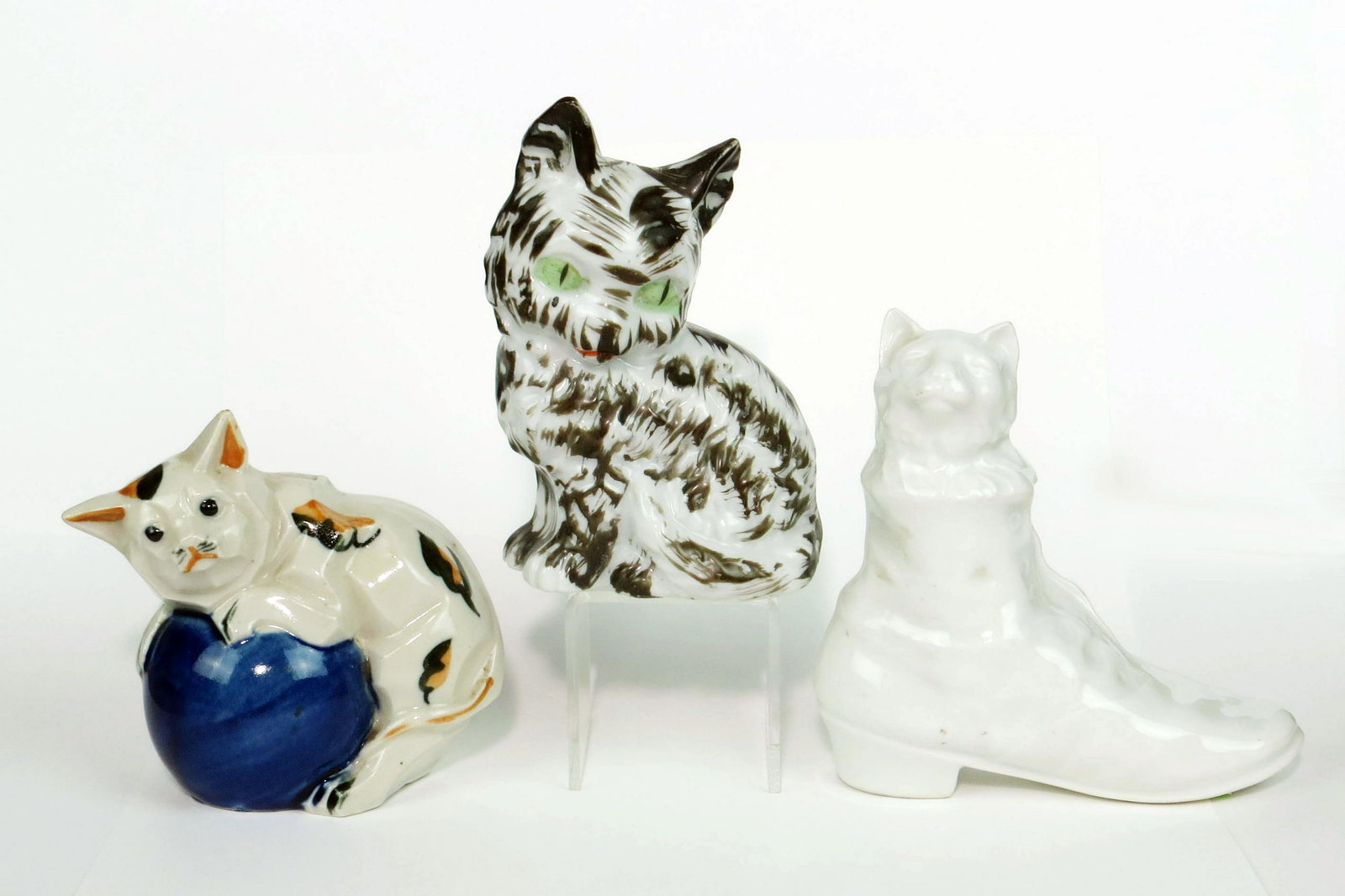 Lot of 3 Ceramic Cat Banks (1 of 2)
