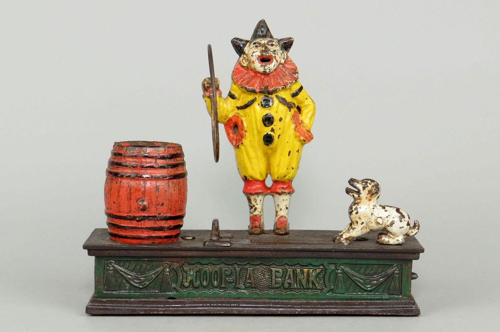 CI "Hoop-La Bank" Mechanical Bank (1 of 2)