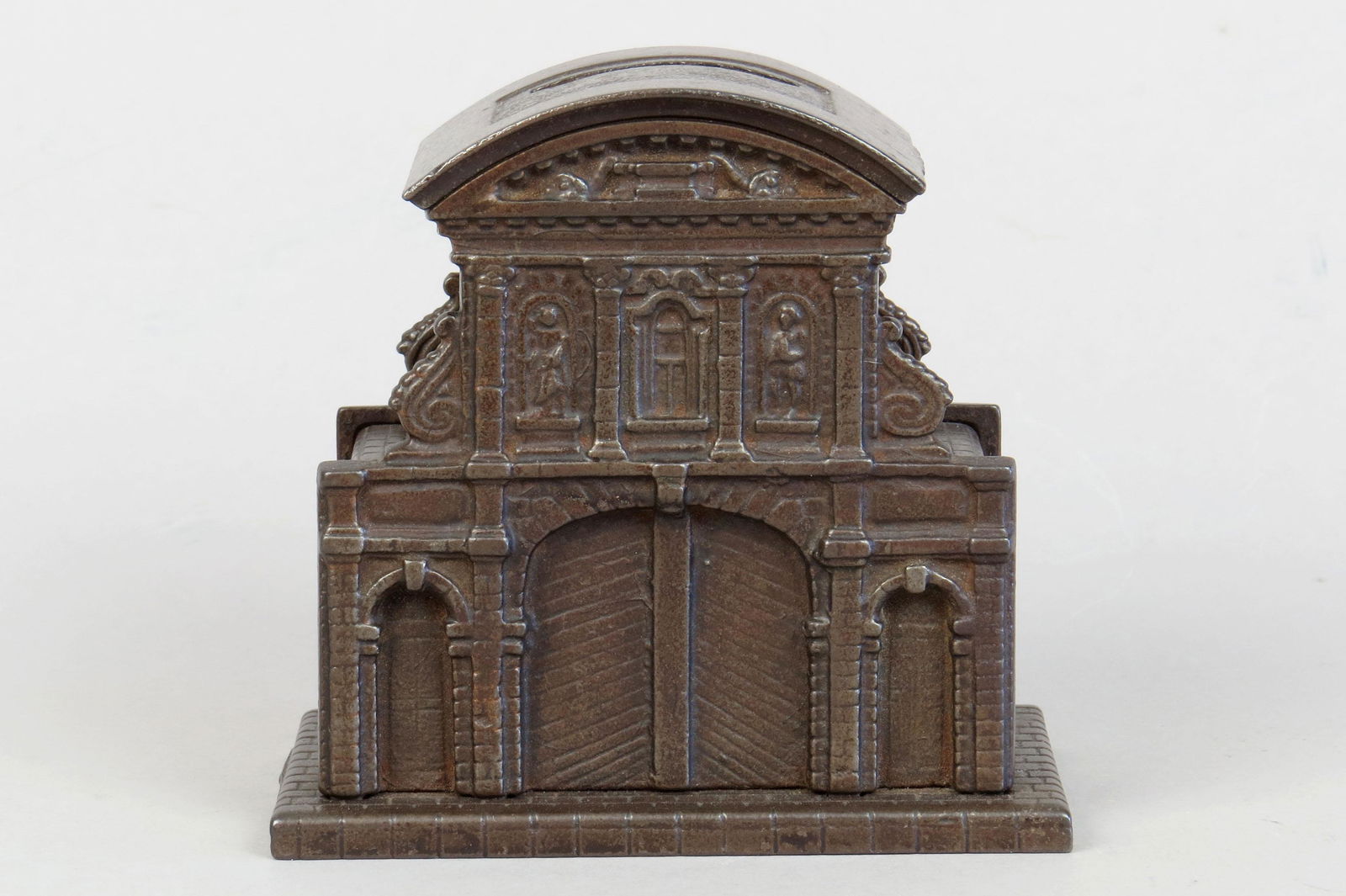 CI Temple Bar Bank (1 of 2)