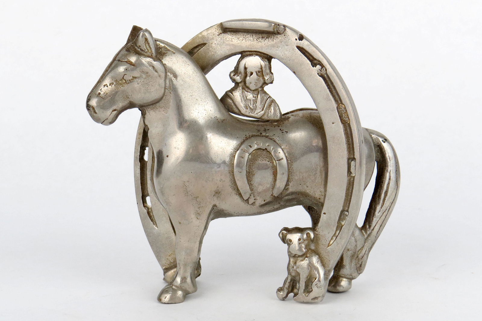 CI Buster Brown & Tige Good Luck Horseshoe Bank (1 of 2)