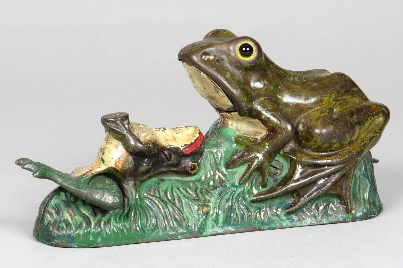 CI Two Frogs Mechanical Bank (1 of 4)