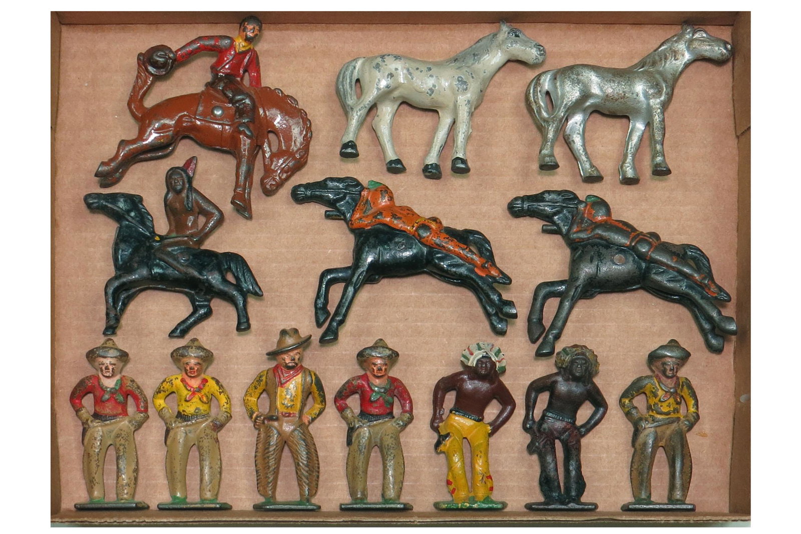 Lot of 13 Western figures (1 of 1)