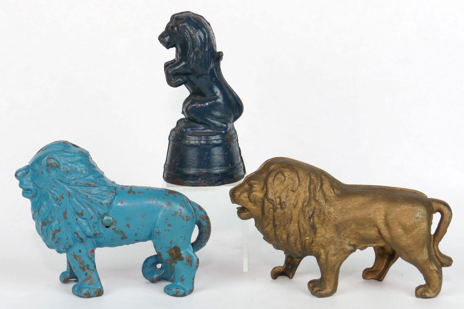 Lot of 3 Lion Banks (1 of 2)