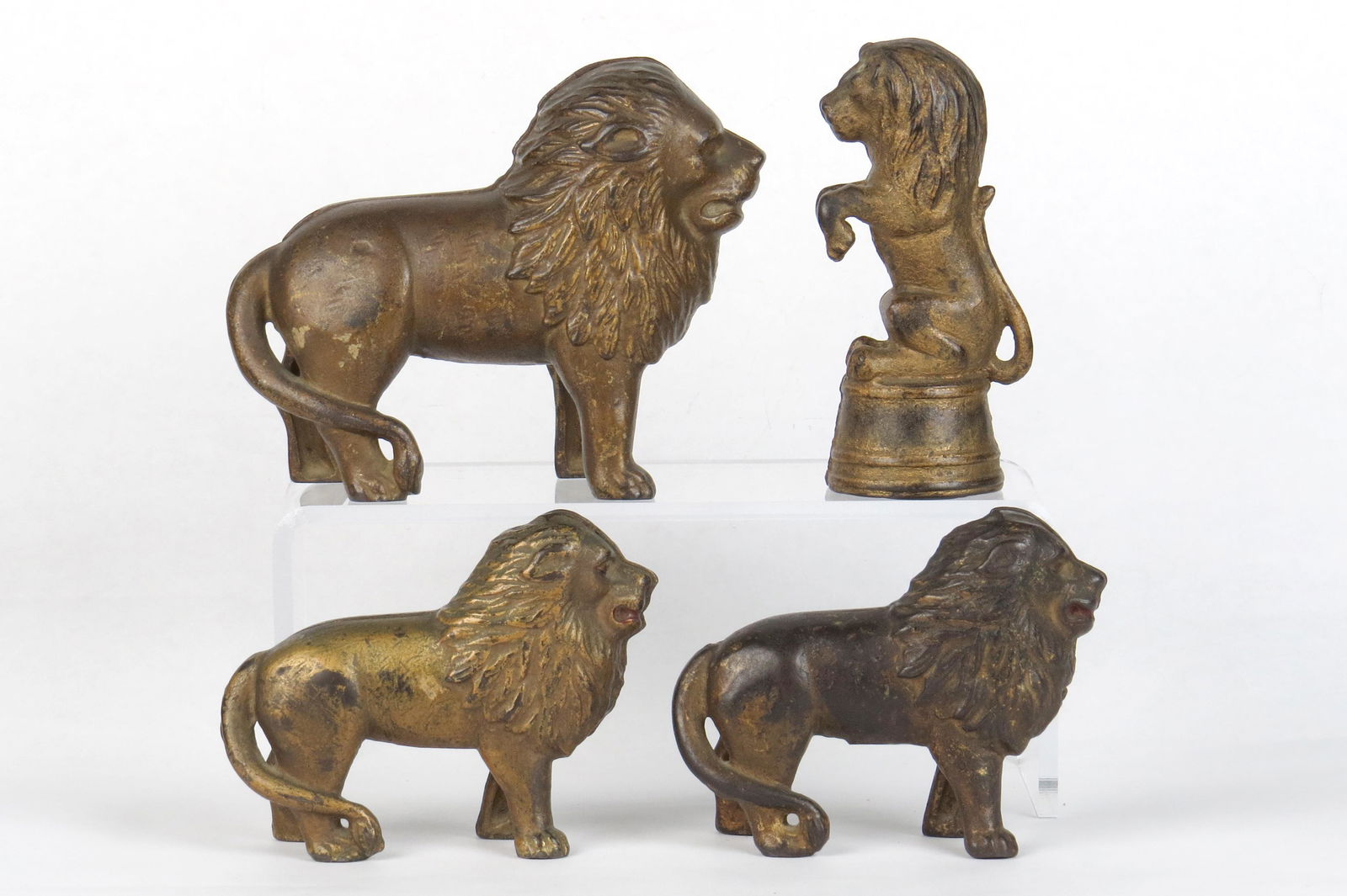 Lot of 4 Lion Banks (1 of 2)