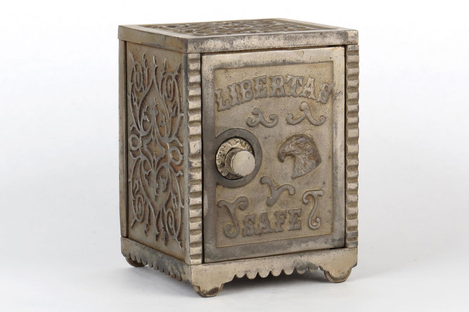 "Libertas Safe" Bank (1 of 4)