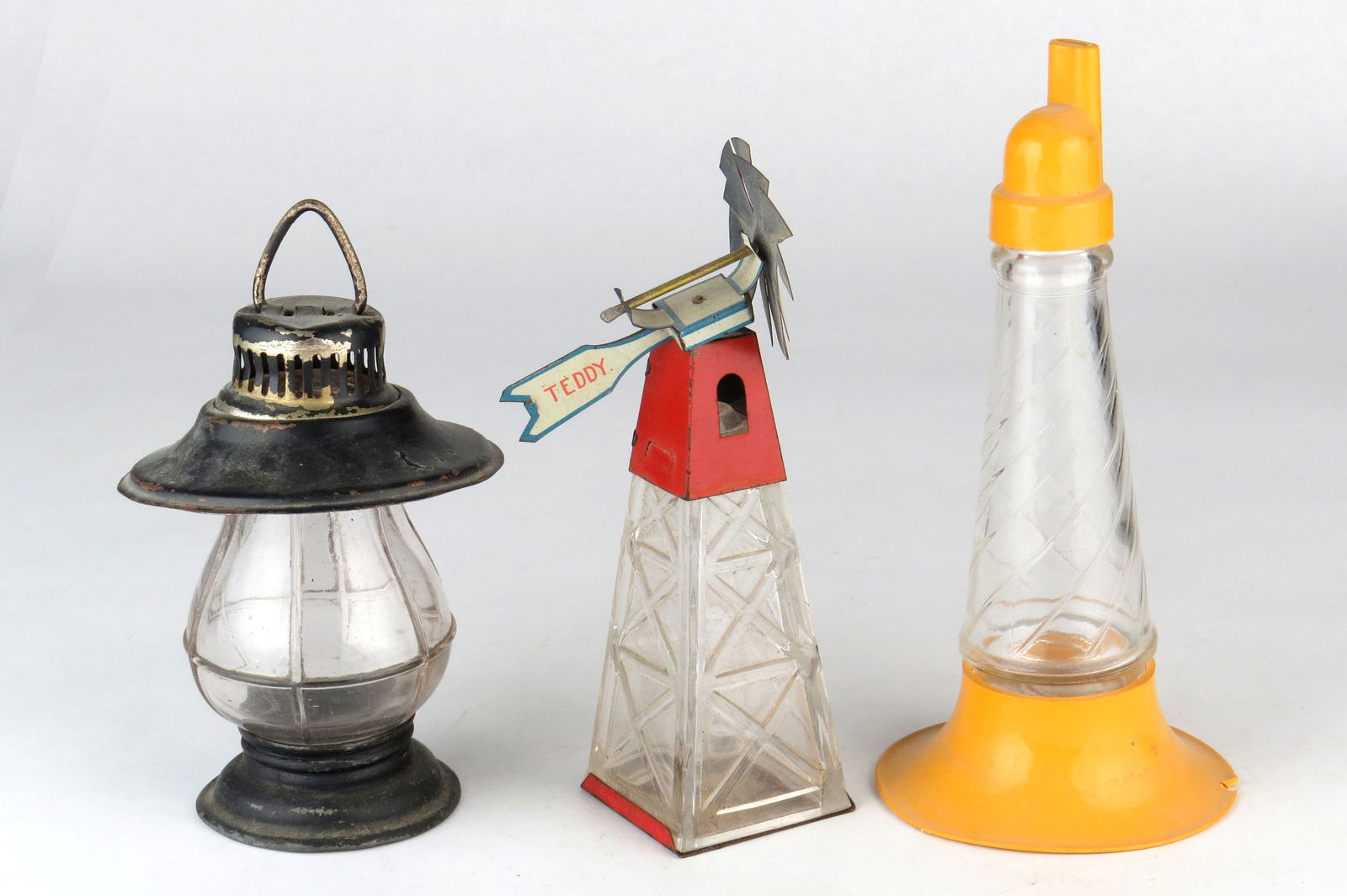 Lot of 3 Candy Containers (1 of 2)