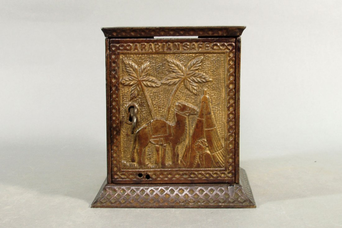 "Arabian Safe" CI Bank: "Arabian Safe" CI Bank w/key