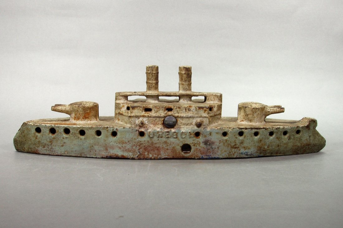 "Oregon" Battleship CI Bank, Very Rare: "Oregon" Battleship CI, repainted, missing wheels