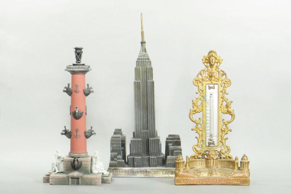 Lot of 3 Souvenir Buildings (1 of 1)