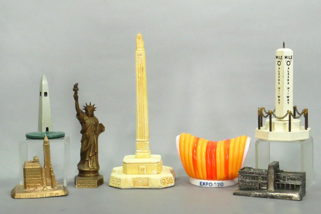 Lot of 7 Souvenir Buildings (1 of 1)