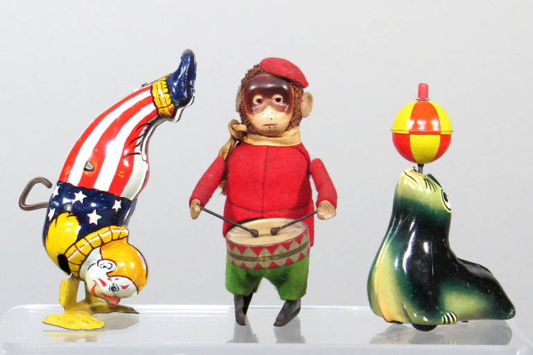Lot of 3 Tin Windup Toys Sep 30, 2016 BP Auctions in IL