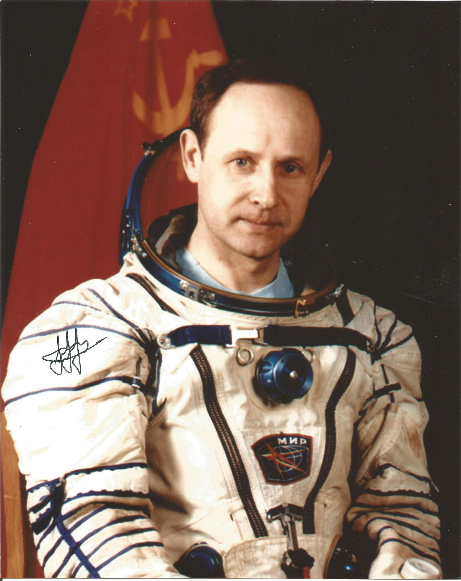 Anatoly Pavlovich Artsebarsky USSR Astronaut signed (1 of 1)