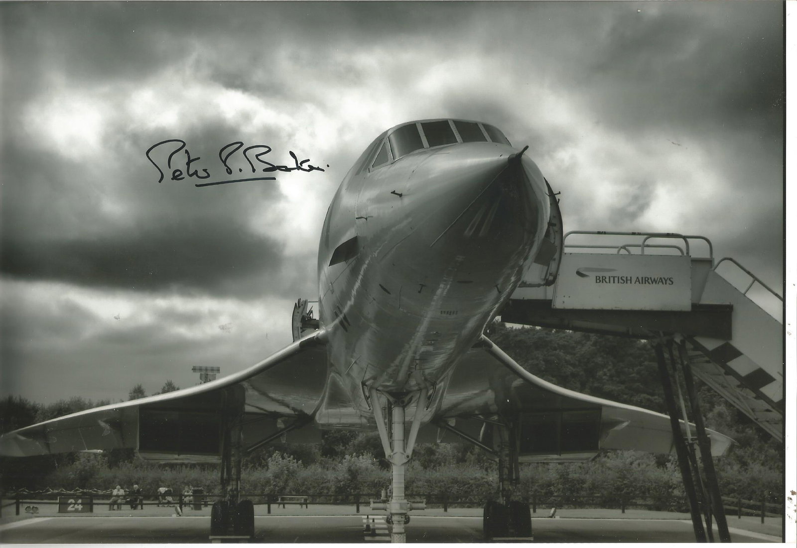 Peter Baker Concorde Test Pilot signed 12x8 b/w photo. (1 of 1)