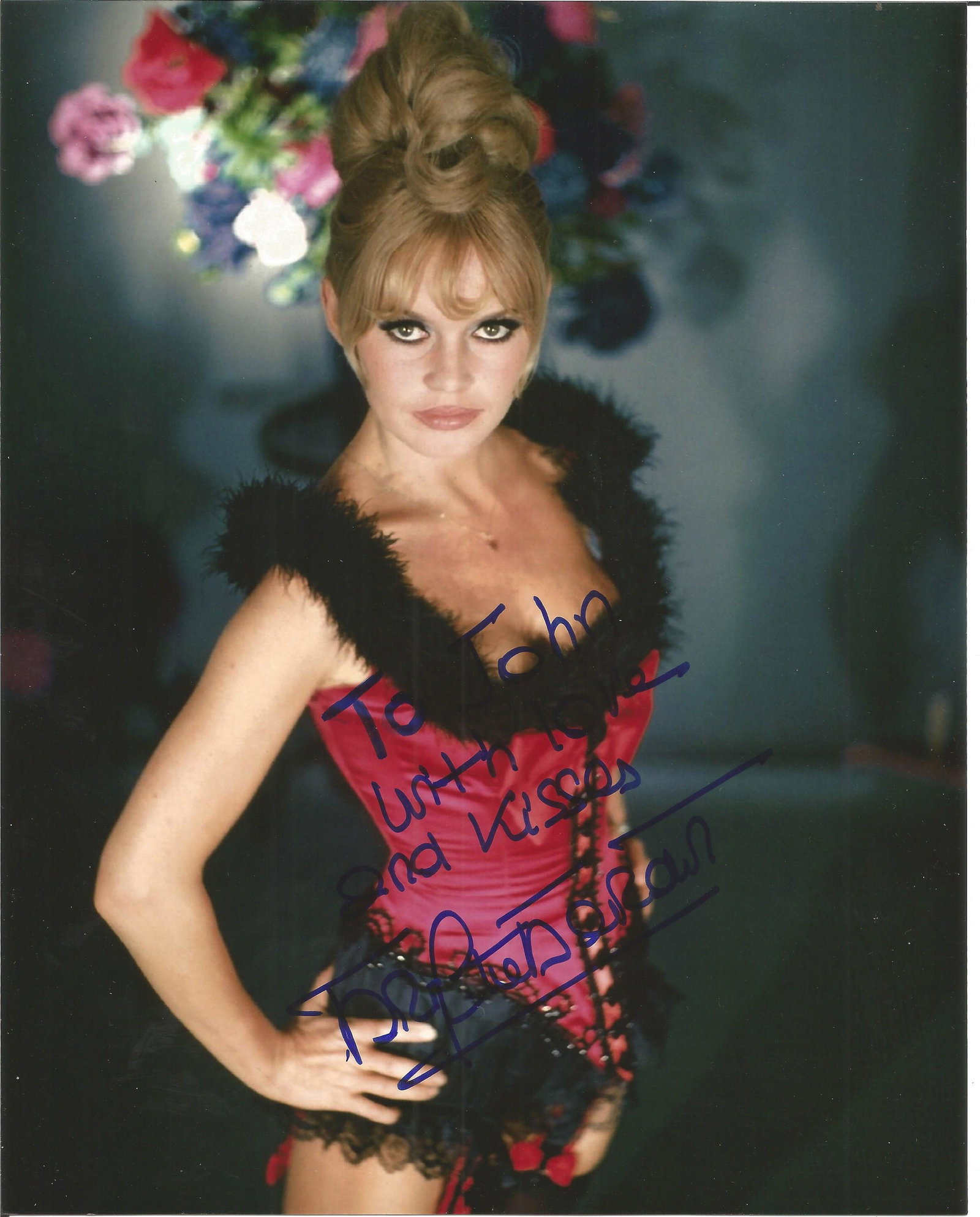 Brigitte Bardot signed 10x8 colour photo. French former (1 of 1)