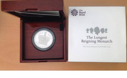 Rare Royal Mint 2015 UK Â£5 Platinum Proof Piedfort: Rare Royal Mint 2015 UK £5 Platinum Proof Piedfort Coin The Longest Reigning Monarch. In original wooden display box. Only 63 of these scarce coins were produced. This is certified as number