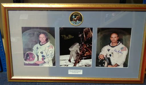 Apollo XI three 10 x 8 colour photos signed by Neil