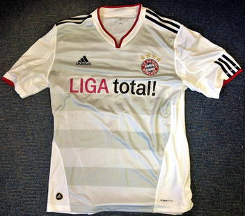 Thomas Muller Bundesliga watch worn/issued shirt by the: Thomas Muller Bundesliga watch worn/issued shirt by the big German striker who is fast securing legend status. Supplied from stock of www.sportsignings.com the in person Sport autograph dealer. Good C