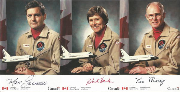 Canadian Astronauts five signed 6 x 4 inch colour: Canadian Astronauts five signed 6 x 4 inch colour portraits, includes Marc Garneau, Ken Money, Roberta Bondar, Steve Maclean, Robert Thirsk. Good Condition. All autographs are genuine hand signed and