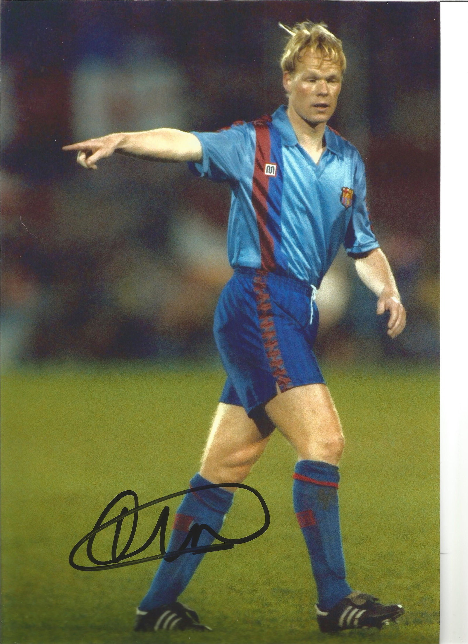 Ronald Koeman Barcelona Signed 12 x 8 inch football: Ronald Koeman Barcelona Signed 12 x 8 inch football photo. Good Condition. All autographs are genuine hand signed and come with a Certificate of Authenticity. We combine postage on multiple winning lo