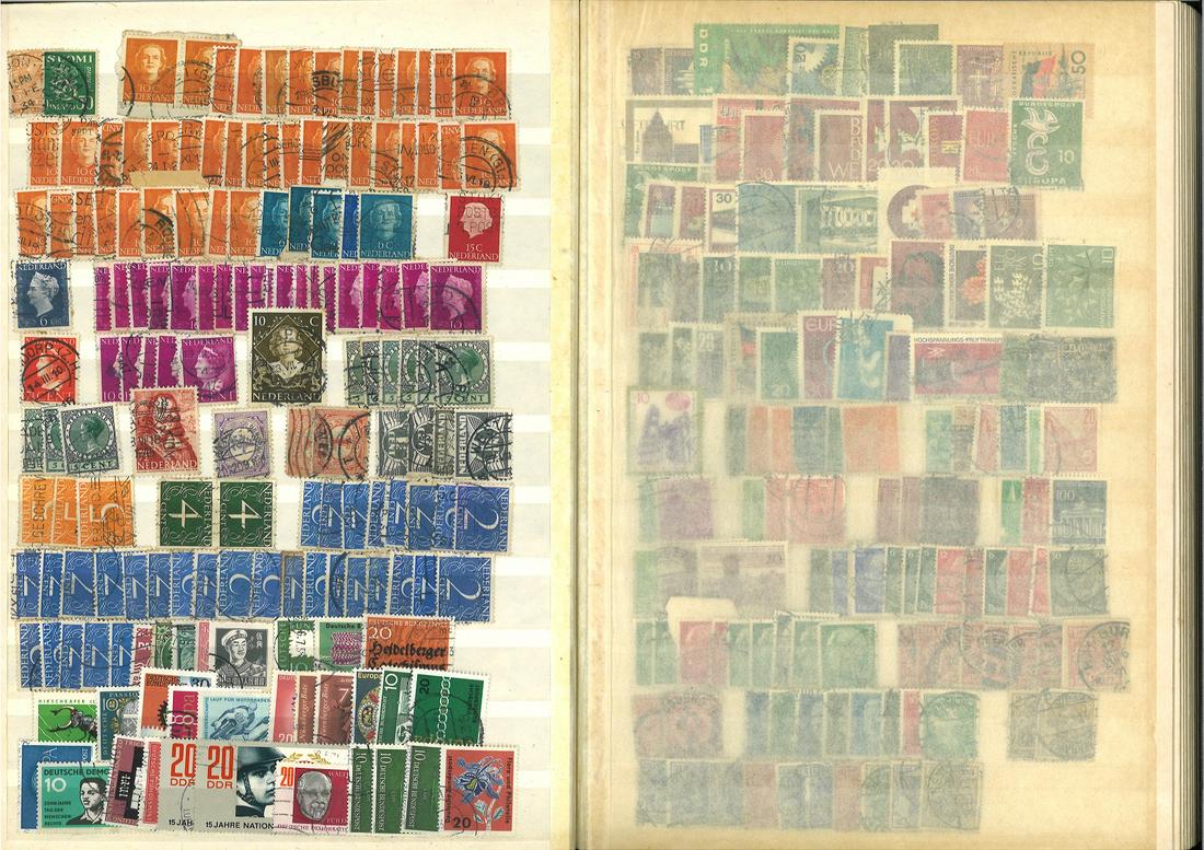 World stamp collection in Abria red stock book. 32 (1 of 4)